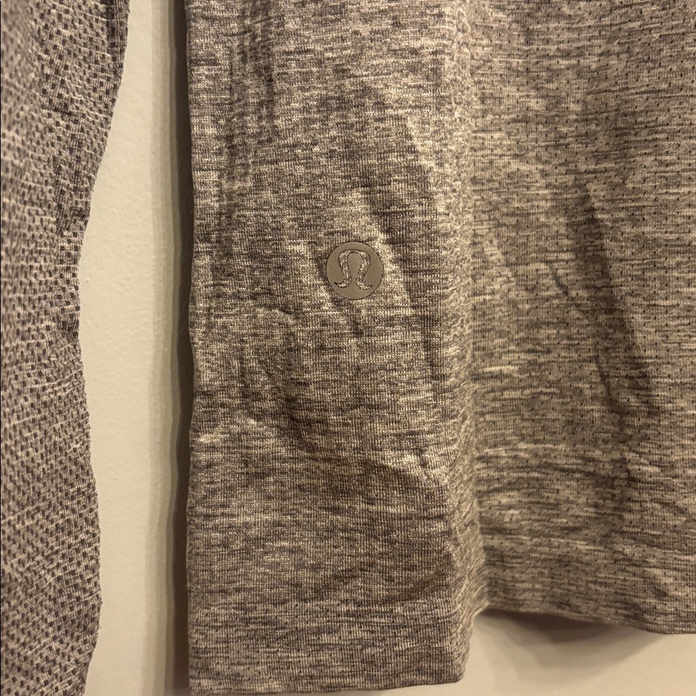 Lululemon Metal Vent Tech Long Sleeve Henley - Picture 8 of 9